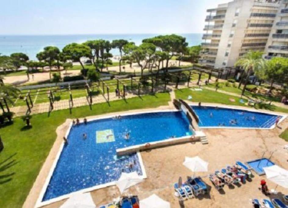 Bravaholidays-298-Central Park Blanes Buitenkant foto