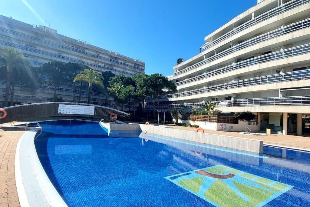 Bravaholidays-298-Central Park Blanes Buitenkant foto