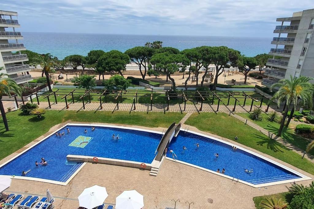 Bravaholidays-298-Central Park Blanes Buitenkant foto